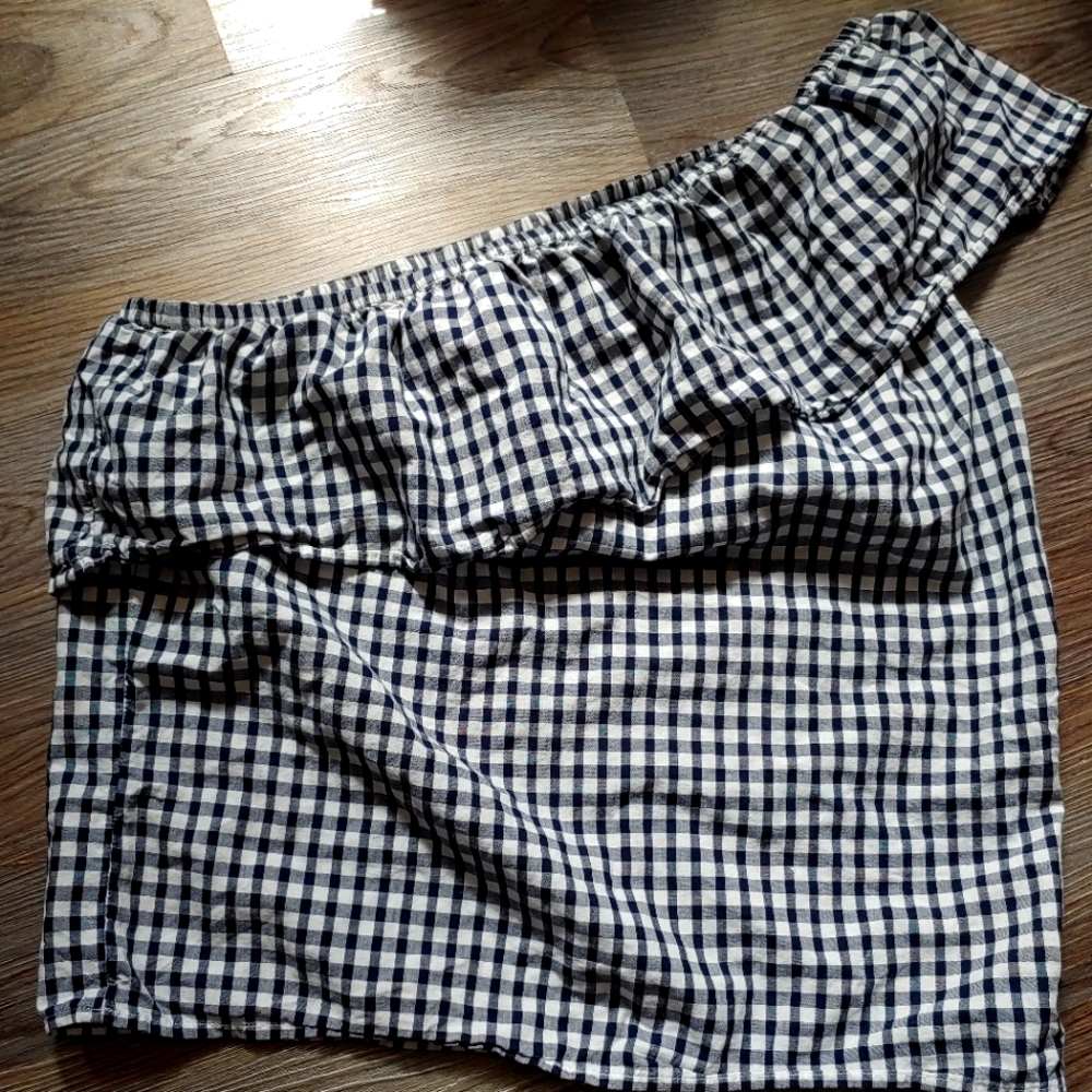 Checkered/ Gingham one- shoulder top (Navy)